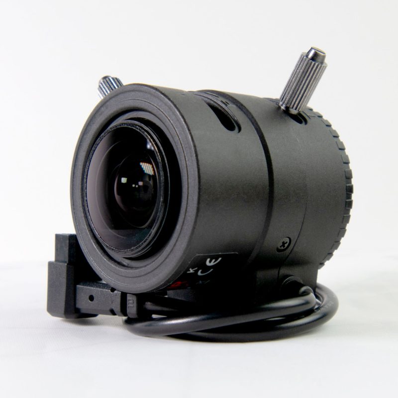 Varifocal Megapixel DC-Iris Lens 15-50mm, F1.5, CS Mount, Day/Night For